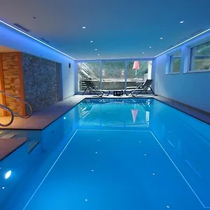 https://sonnhof-mutters.ischgl-hotels.net