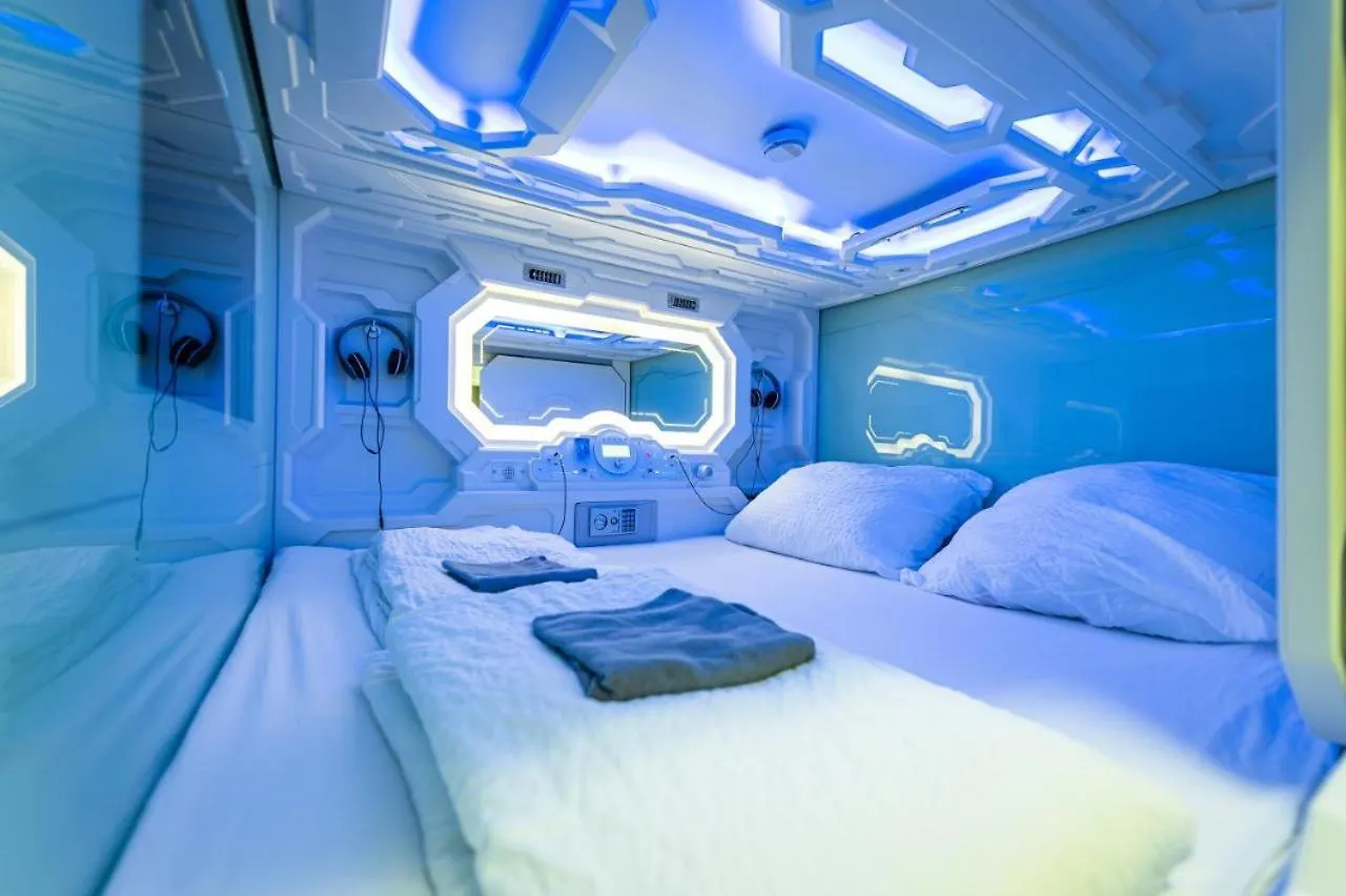 Capsule hotel Space Home Apartment - Downtown Vienna Austria